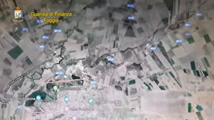 Guardia di Finanza sequestra a Lucera deposito di rifiuti di 5.000 mq